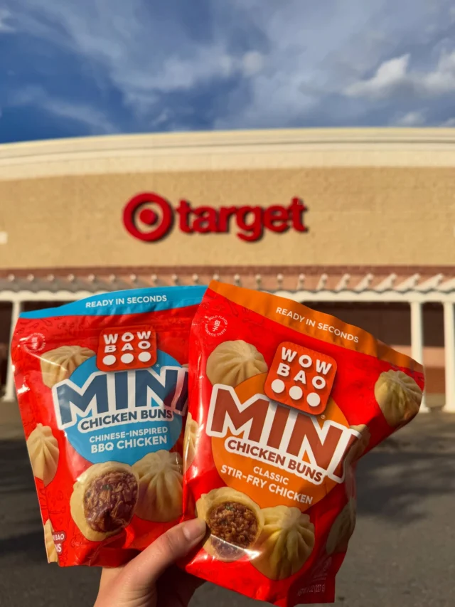 We put some big flavor in a liiiiiittle snackable size 🤭

Look for them in the freezer aisle @target !! Which one are you taking home?