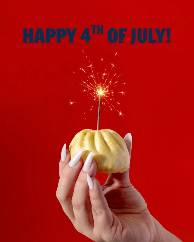 Here for the fireworks, the long weekend, and a freezer fully stocked for the occasion.

Happy 4th of July! ✨